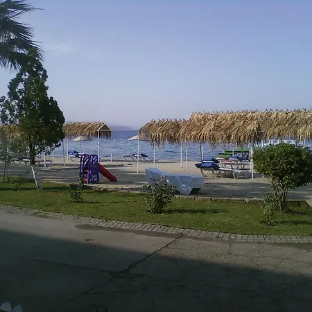 Eker Bermuda Erdek