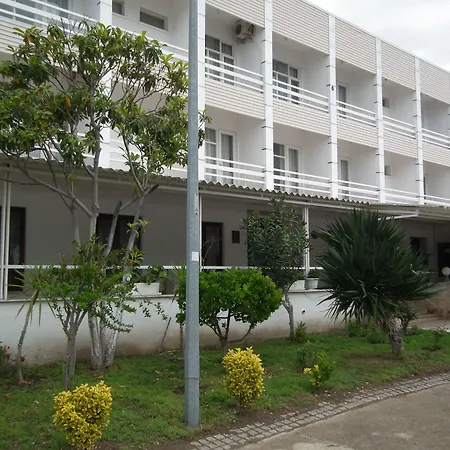 מלון Eker Bermuda ארדק