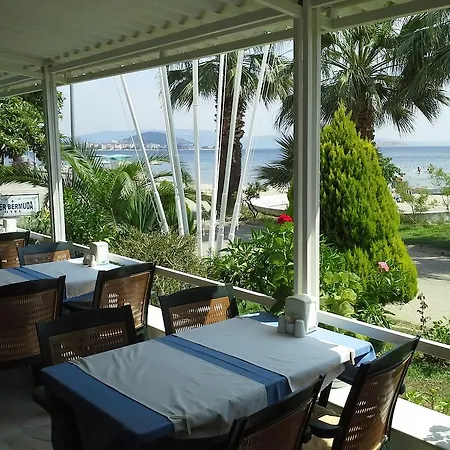 מלון Eker Bermuda 2*