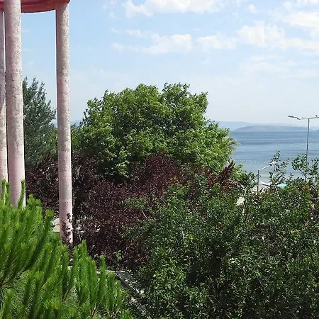 מלון Eker Bermuda