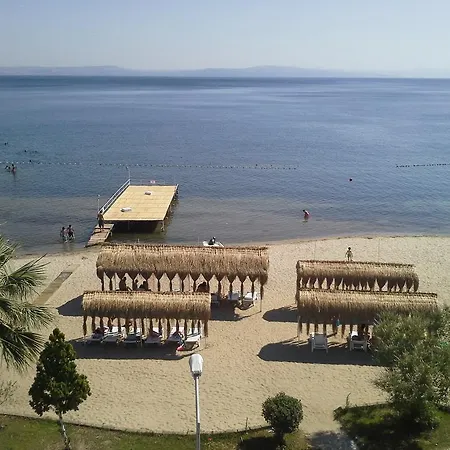 מלון Eker Bermuda