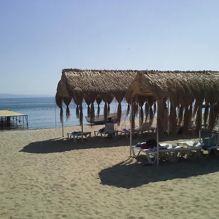 מלון Eker Bermuda 2*