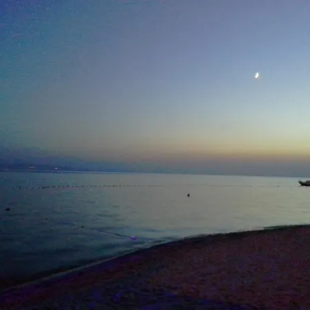 מלון Eker Bermuda ארדק