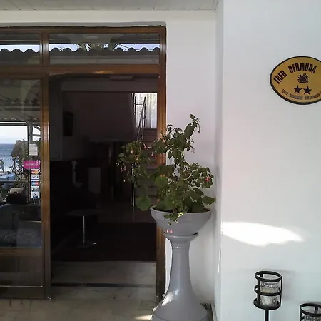 Eker Bermuda