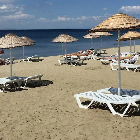 מלון Eker Bermuda 2*