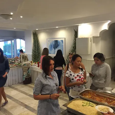 Eker Bermuda מלון ארדק